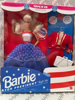 RARE "Presidential Seal" 1991 Barbie For President Gift Set